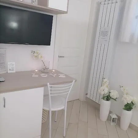 Le Chic לינה וארוחת בוקר סנט'אנטוניו אבאטה