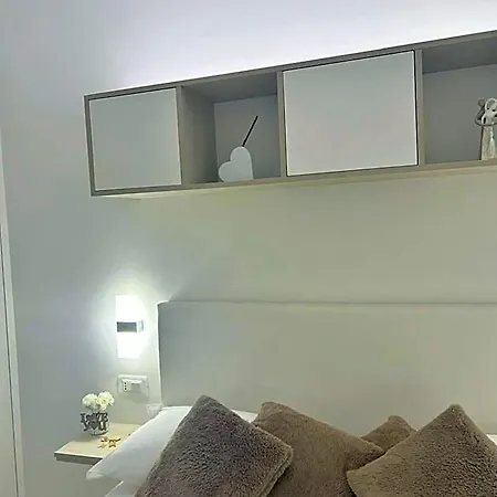 Le Chic Panzió 4*