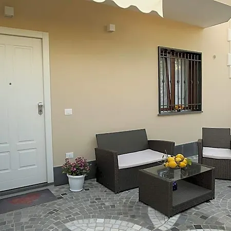 Le Chic Bed & Breakfast SantʼAntonio Abate