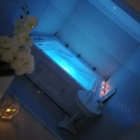 Le Chic Alojamento de Acomodação e Pequeno-almoço SantʼAntonio Abate